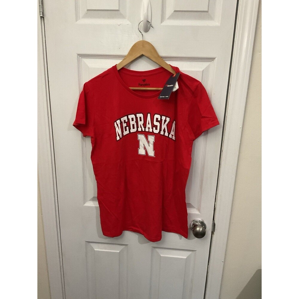 Fanatics Nebraska Huskers Short Sleeve V-Neck T-Shirt Women’s Large